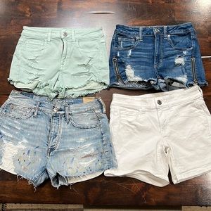 Bundle of American Eagle shorts